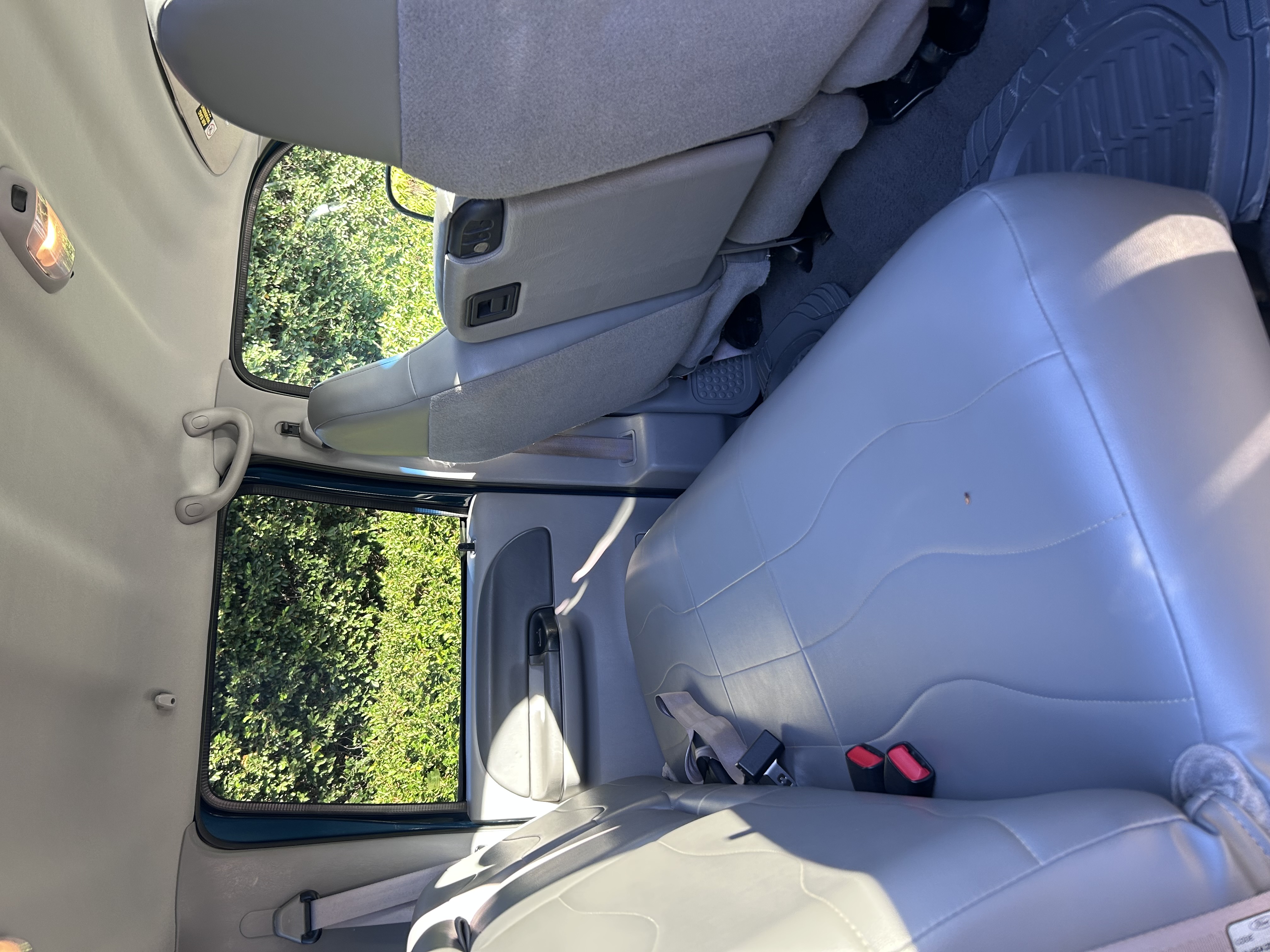 Used 1999 Ford F350 4x4 Crew Cab DRW Super Duty image 4