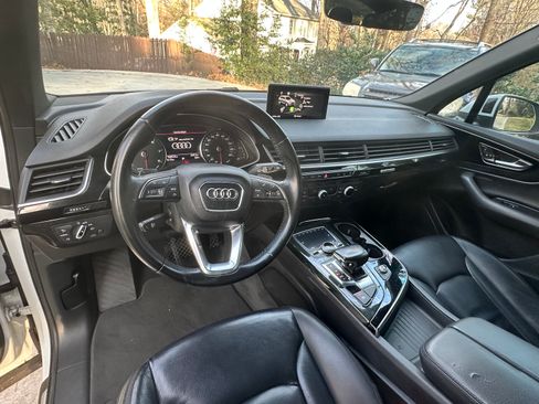 Used 2017 Audi Q7 3.0T Premium Plus w/ Premium Plus Package image 14