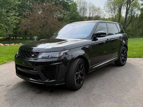 Used 2021 Land Rover Range Rover Sport SVR AWD/4WD image 2
