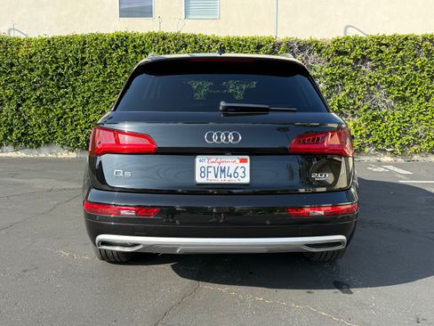 Used 2018 Audi Q5 2.0T Premium Plus w/ Premium Plus Package AWD/4WD image 9