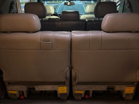 Used 2002 Toyota Sequoia Limited image 13