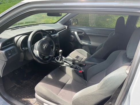 Used 2012 Scion tC FWD image 9