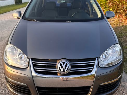Used 2009 Volkswagen Jetta SE image 5