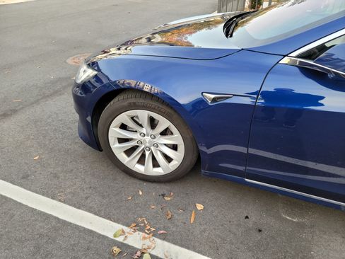 Used 2017 Tesla Model S 75 image 9