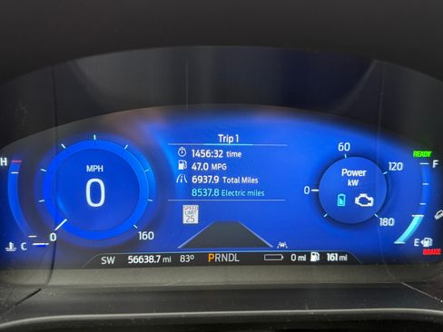 Used 2021 Ford Escape Titanium FWD image 10