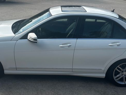 Used 2014 Mercedes-Benz C 250 Sedan image 12