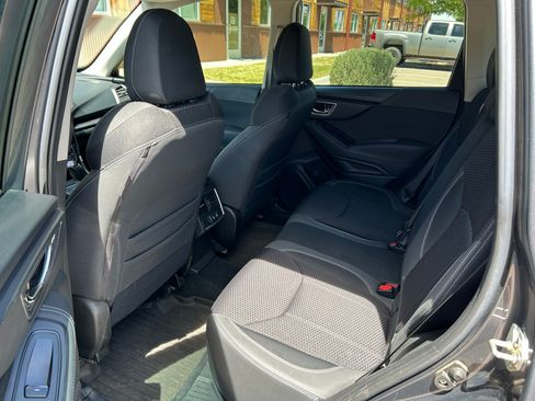 Used 2021 Subaru Forester Premium w/ Popular Package #1 AWD/4WD image 12