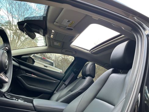 Used 2024 MAZDA MAZDA3 s image 5