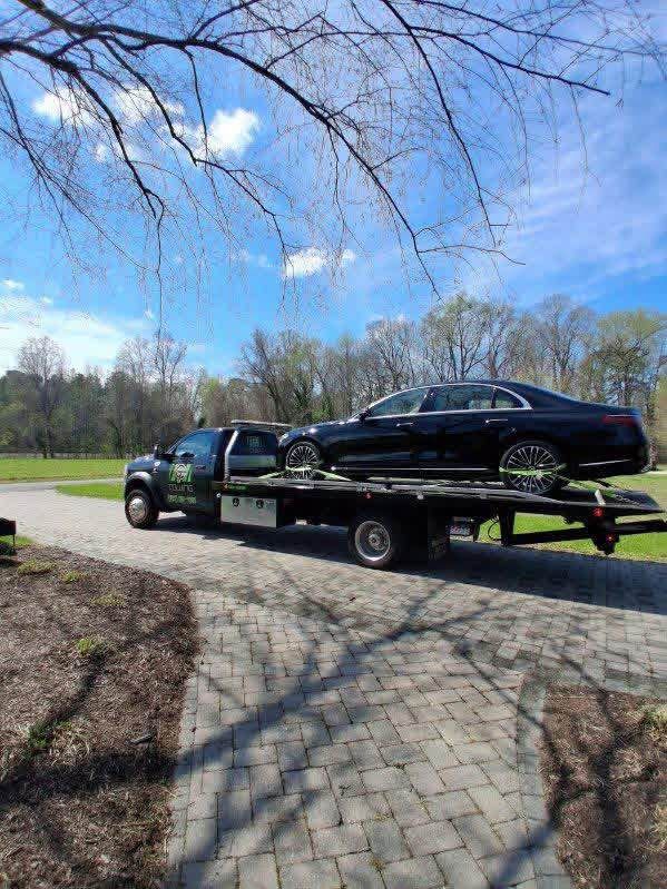 Used 2024 RAM 5500 SLT w/ Quick Order Package 2YG SLT AWD/4WD image 13