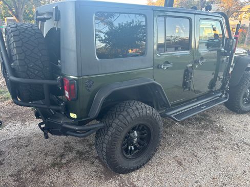Used 2007 Jeep Wrangler Unlimited X image 2