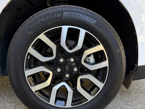 Used 2024 Ford Maverick Lariat FWD image 15