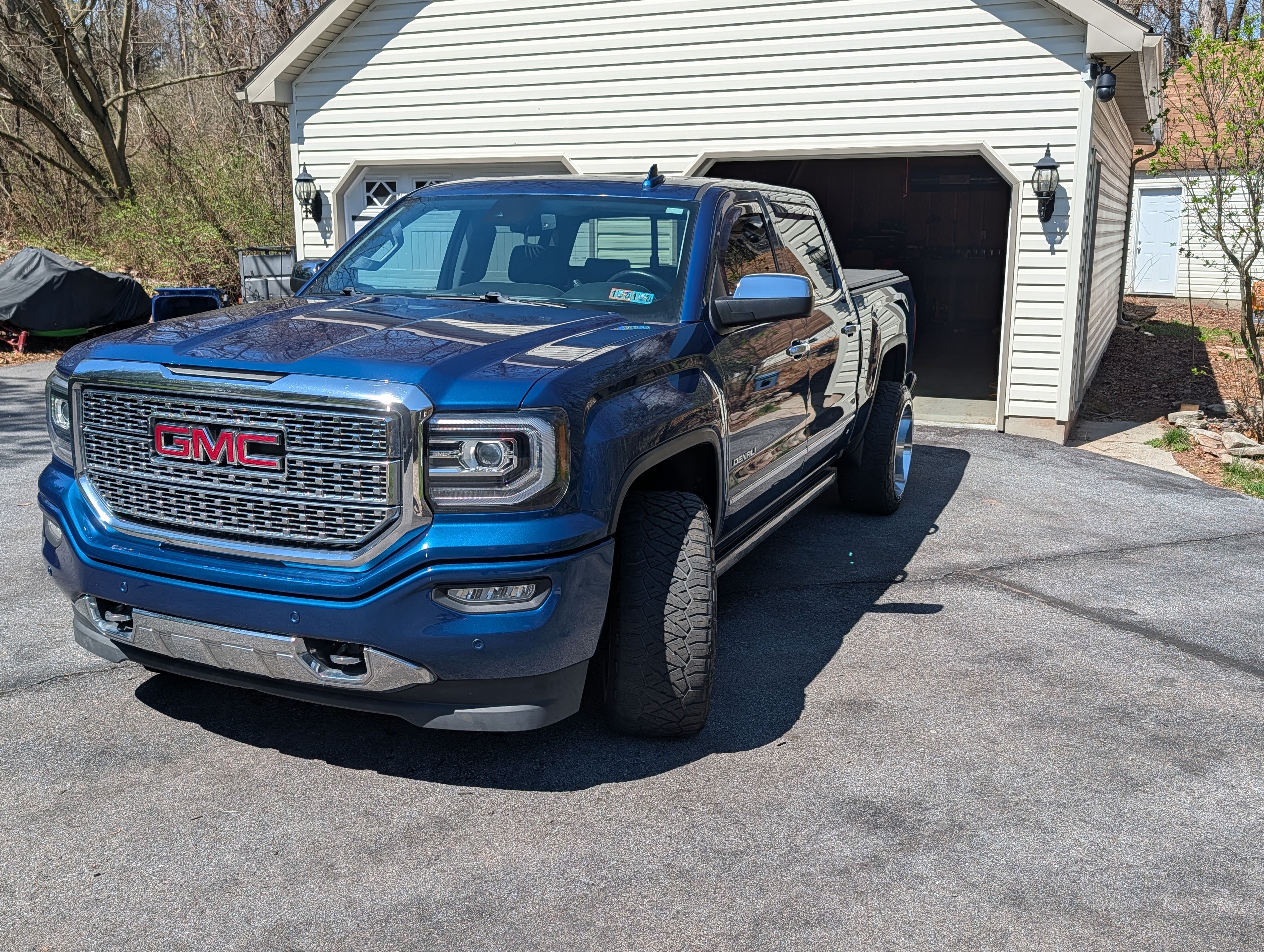 Used 2017 GMC Sierra 1500 Denali w/ Denali Ultimate Package AWD/4WD image 6