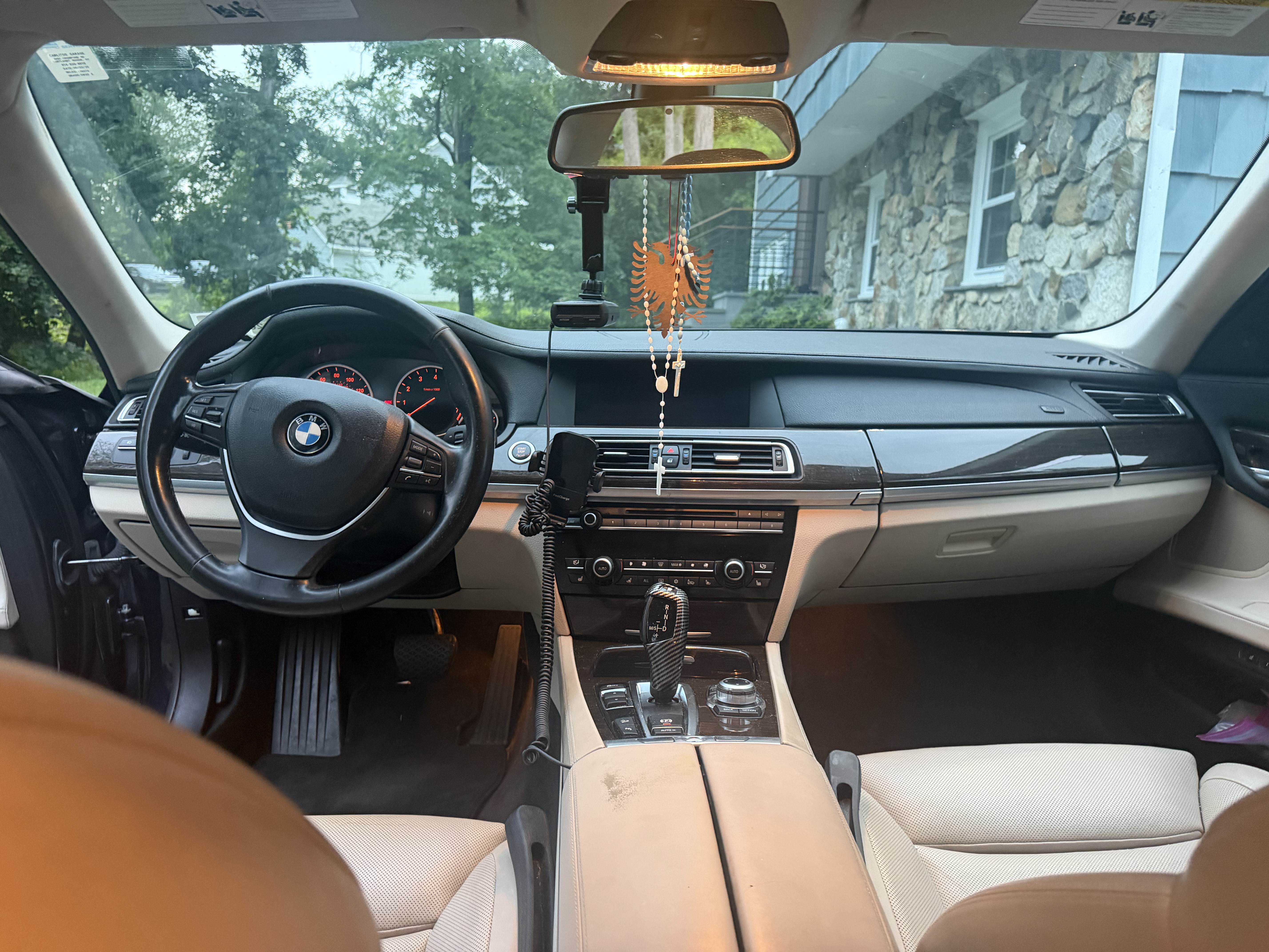 Used 2012 BMW 750Li xDrive AWD/4WD image 16