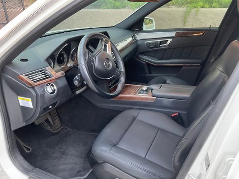 Used 2013 Mercedes-Benz E 350 Sedan image 6
