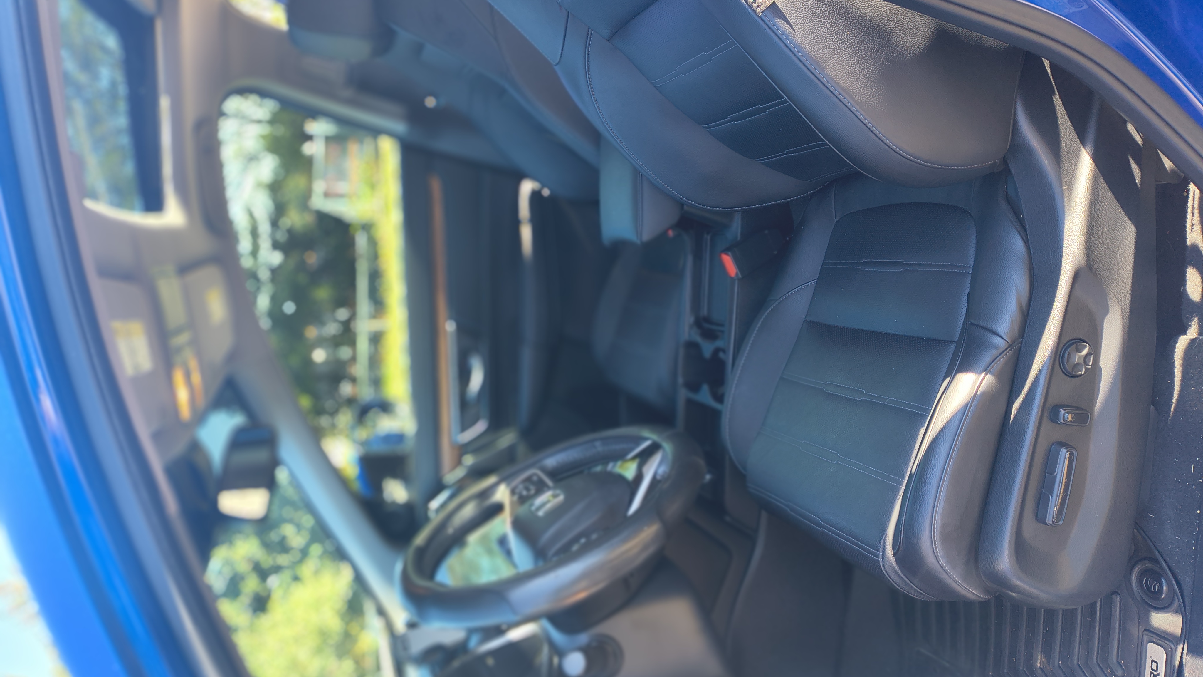 Used 2020 Honda CR-V EX-L image 6