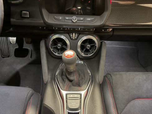 Used 2019 Chevrolet Camaro ZL1 image 15