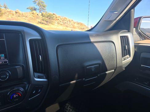 Used 2018 Chevrolet Silverado 1500 LT w/ All Star Edition image 19