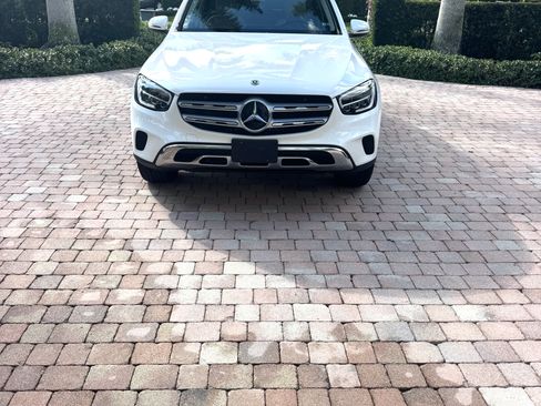 Used 2020 Mercedes-Benz GLC 300 4MATIC image 6