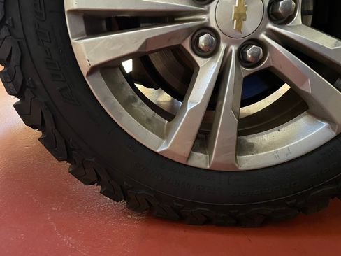 Used 2010 Chevrolet Equinox LS image 12