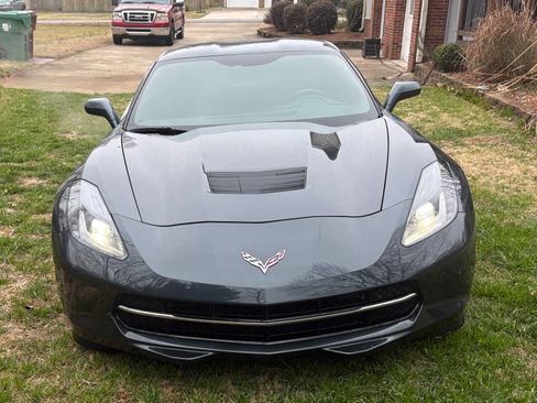 Used 2019 Chevrolet Corvette Stingray Coupe w/ 1LT image 16