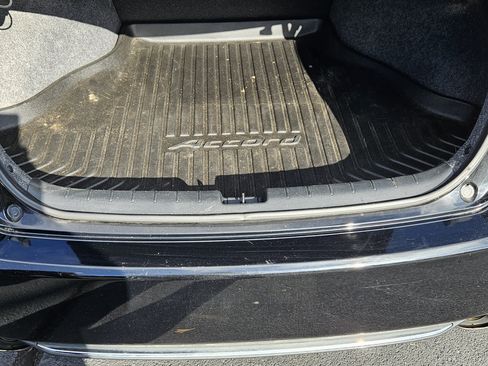 Used 2015 Honda Accord Sport image 6