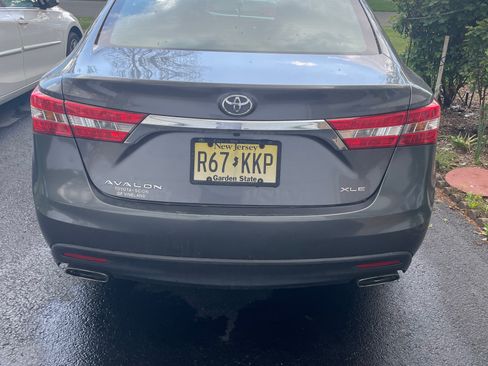 Used 2015 Toyota Avalon XLE Touring image 6