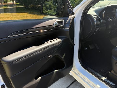 Used 2020 Jeep Grand Cherokee Limited X AWD/4WD image 15