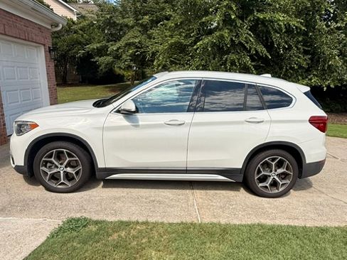 Used 2019 BMW X1 sDrive28i FWD image 2