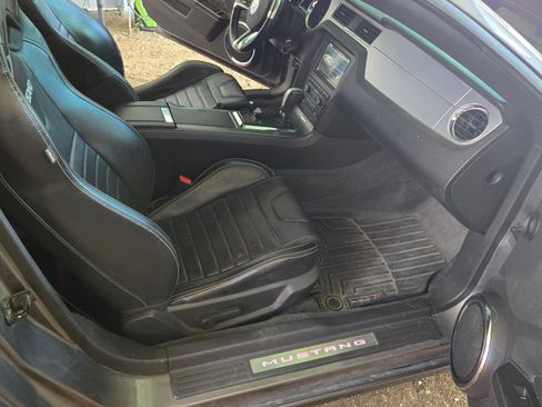 Used 2014 Ford Mustang GT Premium w/ Electronics Package RWD image 18
