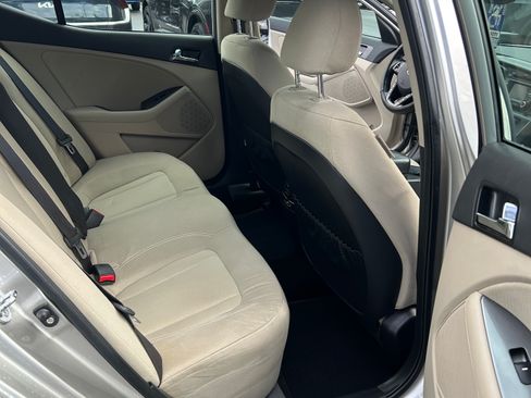 Used 2012 Kia Optima Hybrid w/ Hybrid Convenience Pkg image 14