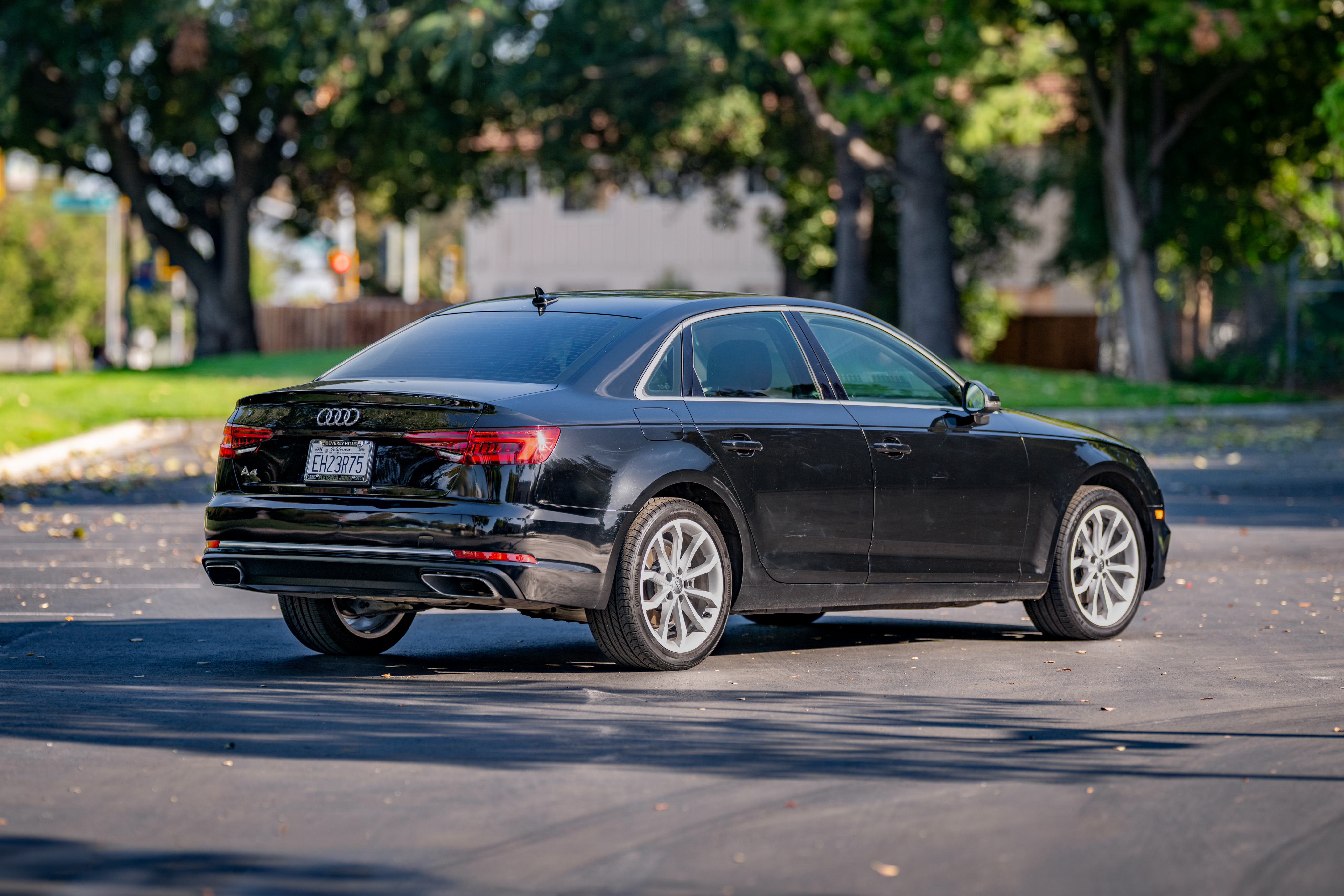 Used 2019 Audi A4 2.0T Premium w/ Convenience Package FWD image 9