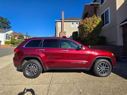 Used 2019 Jeep Grand Cherokee Limited w/ Trailer Tow Group IV