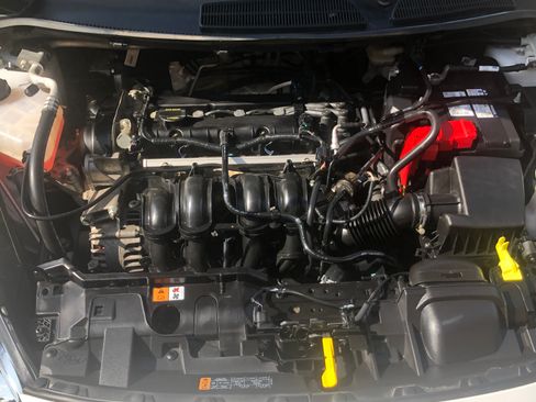 Used 2019 Ford Fiesta S image 6