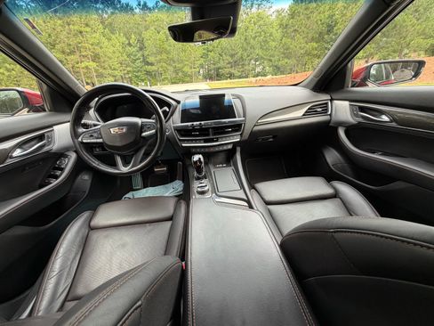 Used 2021 Cadillac CT5 V w/ Premium Package RWD image 13