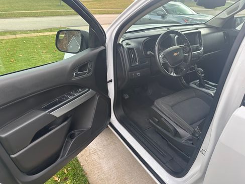 Used 2022 Chevrolet Colorado LT image 20