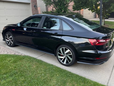 Used 2020 Volkswagen Jetta GLI Autobahn FWD image 4