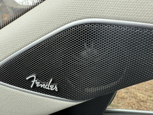 Used 2013 Volkswagen Jetta SEL Premium image 15