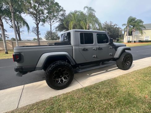 Used 2020 Jeep Gladiator Sport w/ Quick Order Package 24S image 6