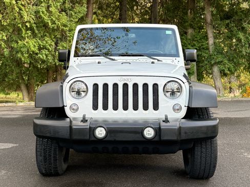 Used 2014 Jeep Wrangler Unlimited Sport w/ Quick Order Package 24S image 9