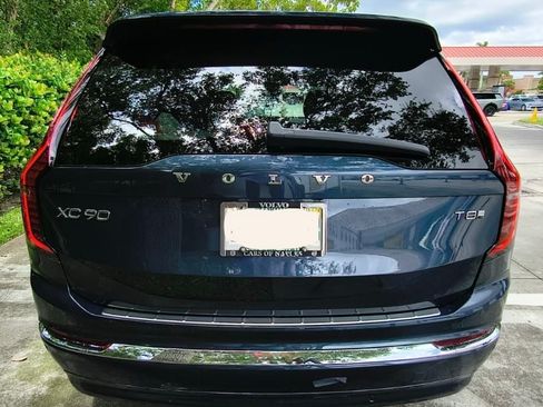 Used 2025 Volvo XC90 T8 Ultra w/ Protection Package Premier AWD/4WD image 12