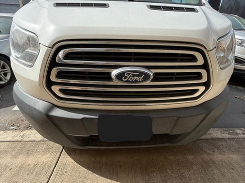 Used 2019 Ford Transit 350 XLT image 8