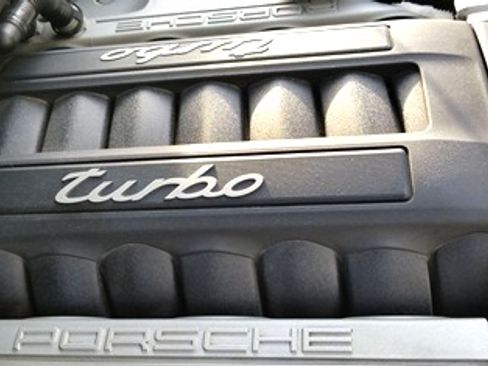 Used 2008 Porsche Cayenne Turbo AWD/4WD image 28