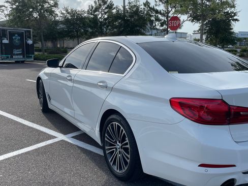 Used 2017 BMW 530i RWD image 5