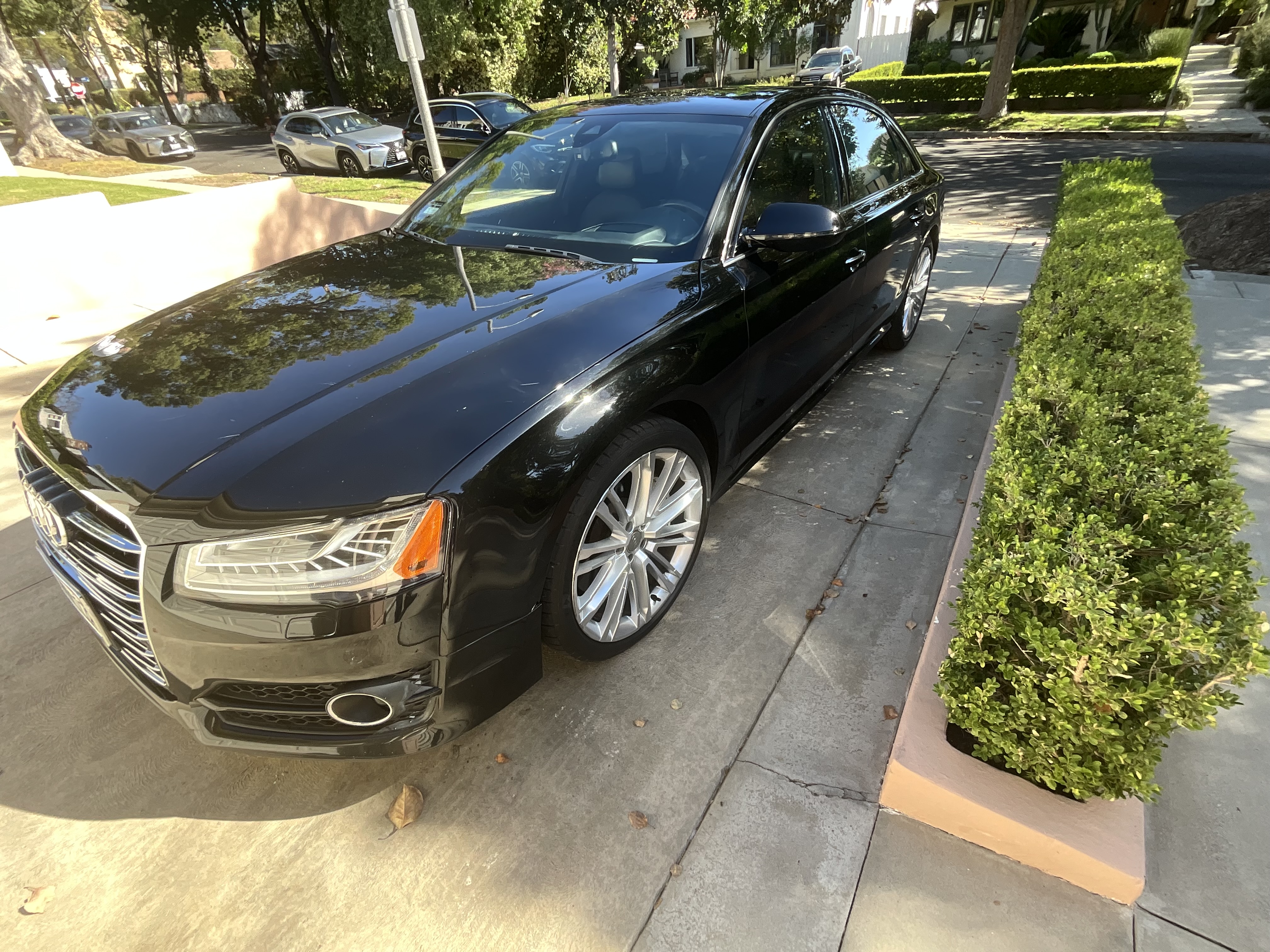 Used 2017 Audi A8 L 4.0T w/ Driver Assistance Package AWD/4WD image 1