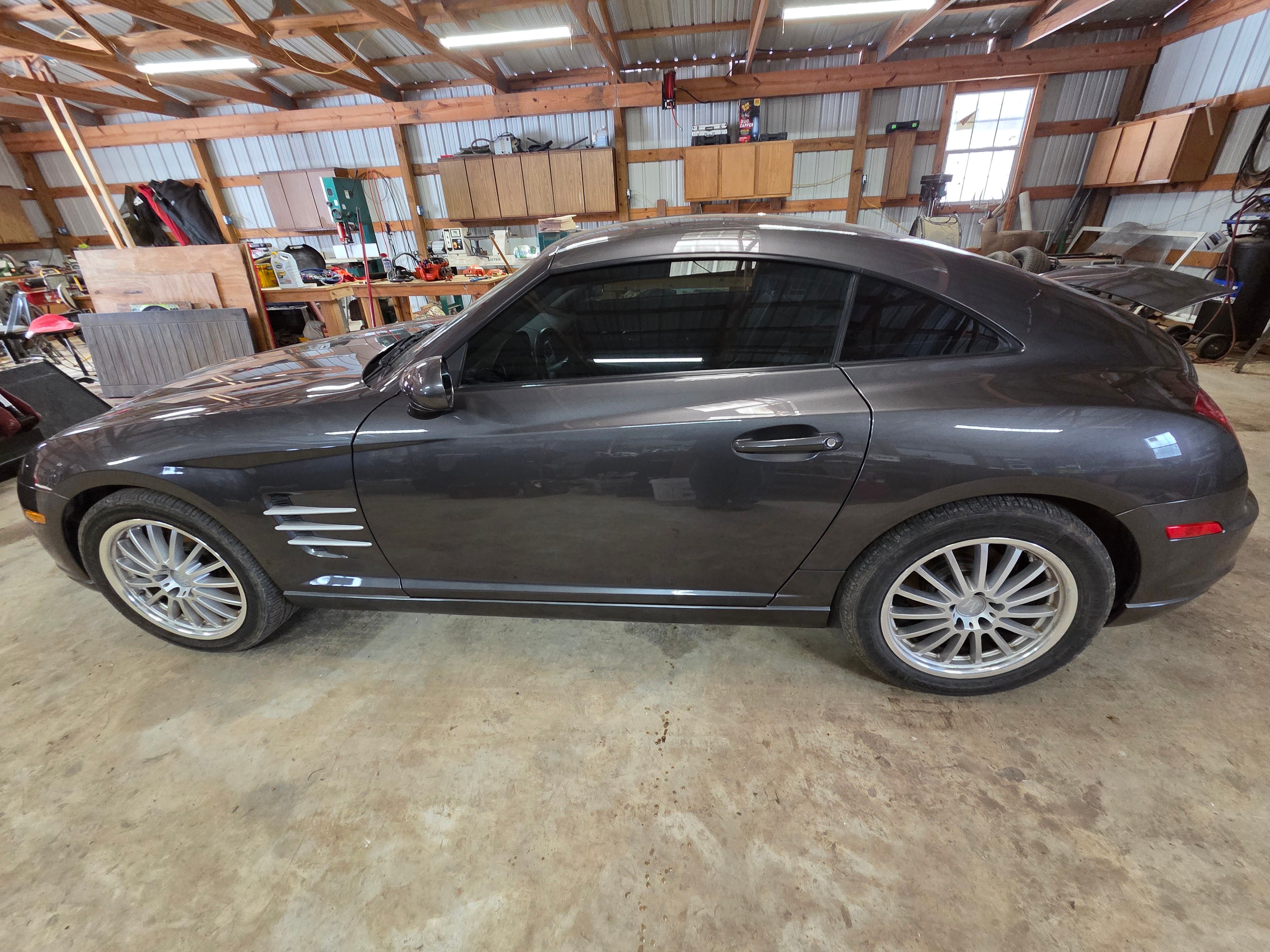 Used 2004 Chrysler Crossfire Coupe RWD image 1