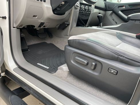 Used 2008 Toyota 4Runner Sport image 16