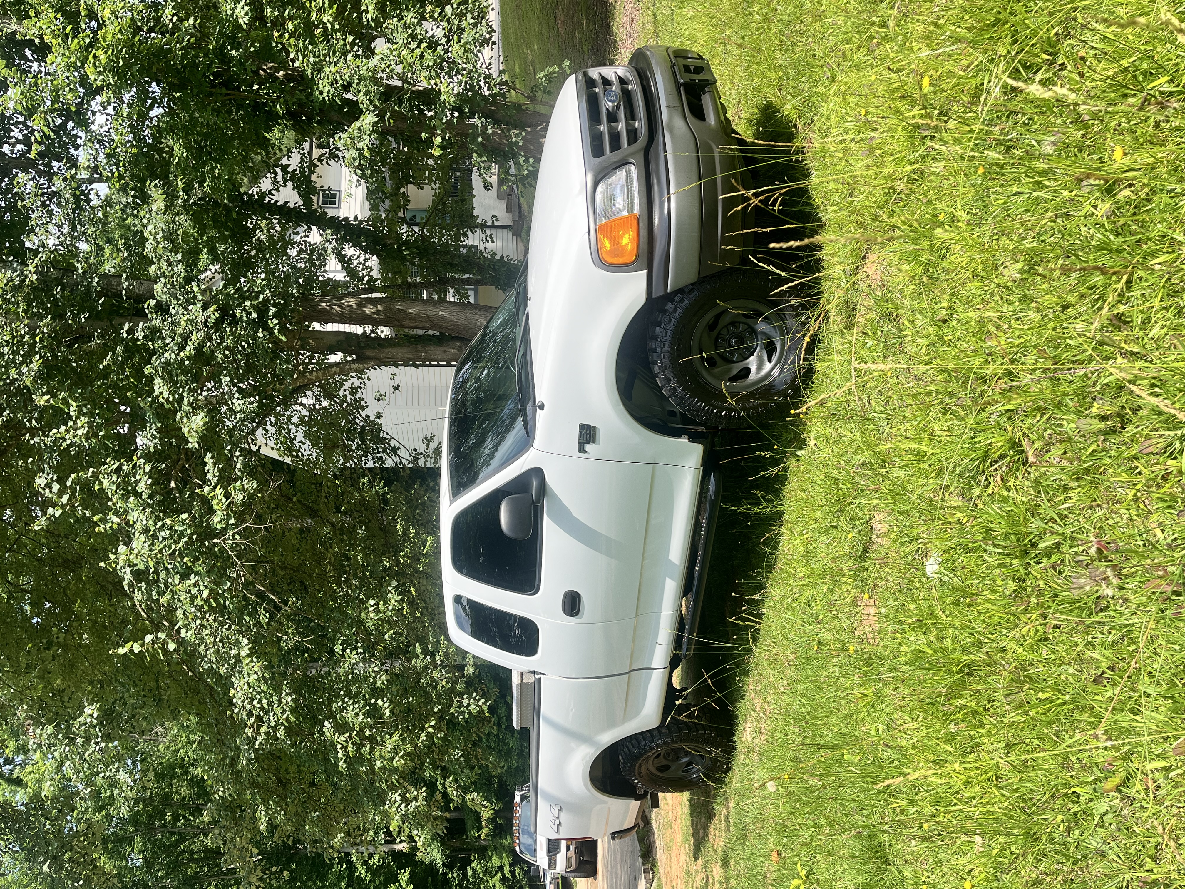 Used 2004 Ford F150 XL AWD/4WD image 1