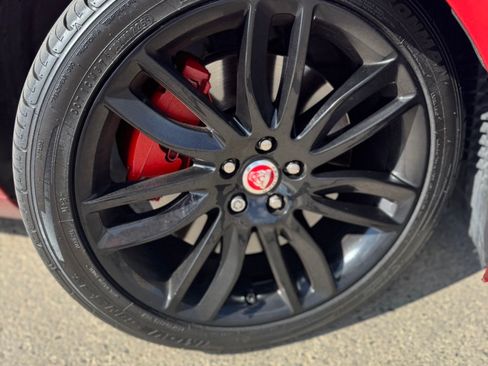 Used 2017 Jaguar XF Prestige image 11