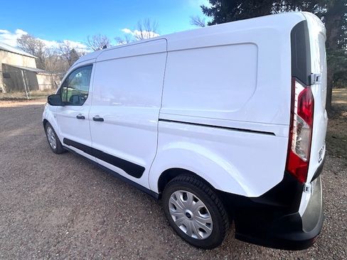 Used 2023 Ford Transit Connect XL image 5