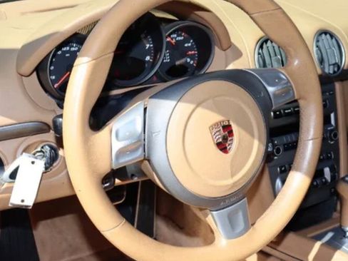 Used 2006 Porsche Boxster RWD image 4